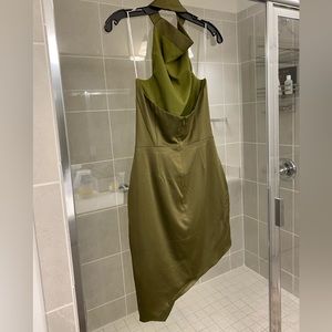 Dress for sale! Great for wedding, nice events or nice dinners!